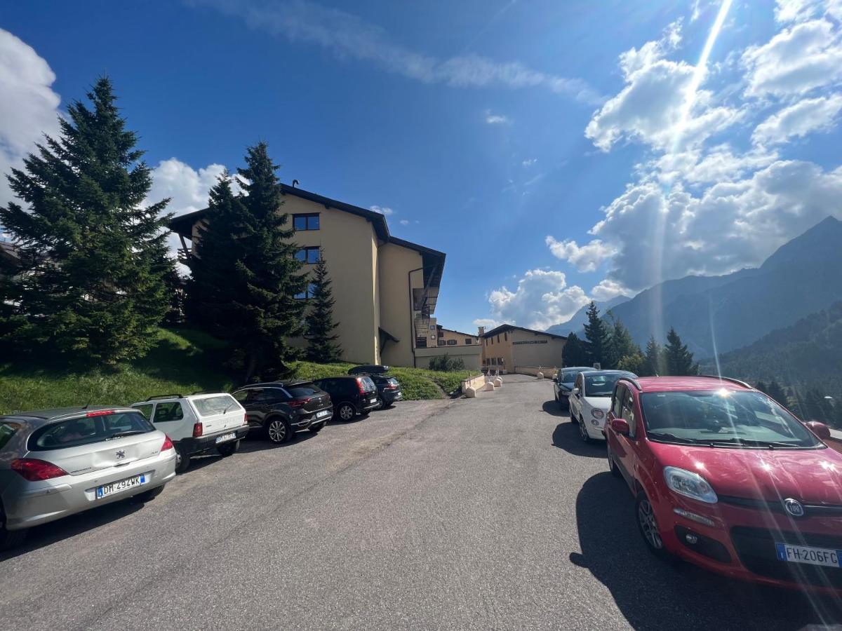 Appartamento Gran Baita Пассо-дель-Тонале Экстерьер фото